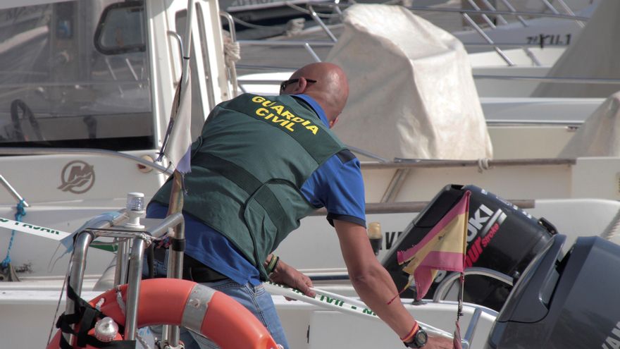 Hallan el cadáver de un hombre flotando cerca de la costa de Ceuta