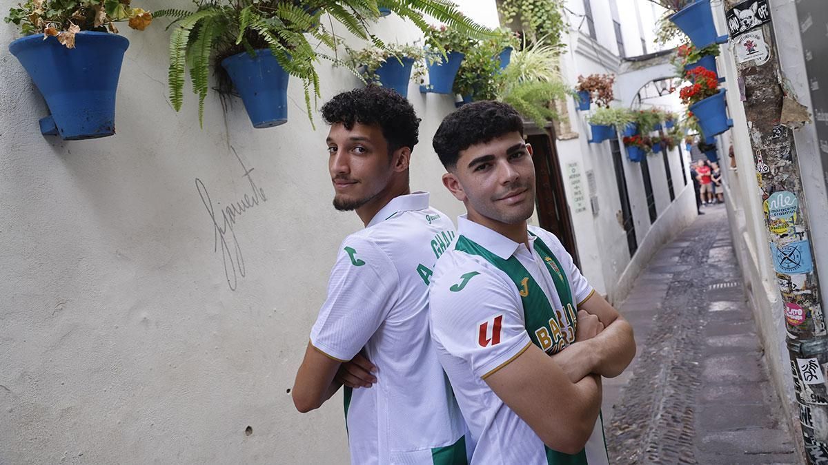 Presentación de Ghailan y El Jebari en la Calleja de las Flores de Córdoba