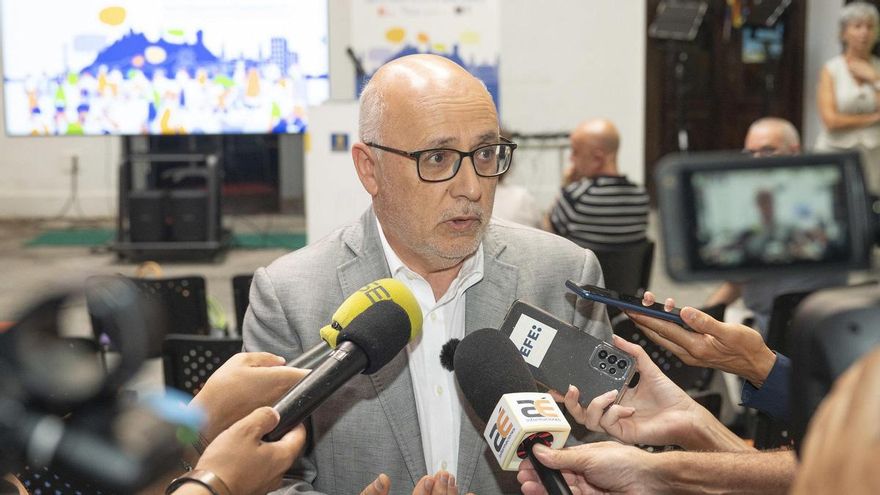El presidente de Gran Canaria defiende una ecotasa para toda Canarias tras la anulación de la de Mogán