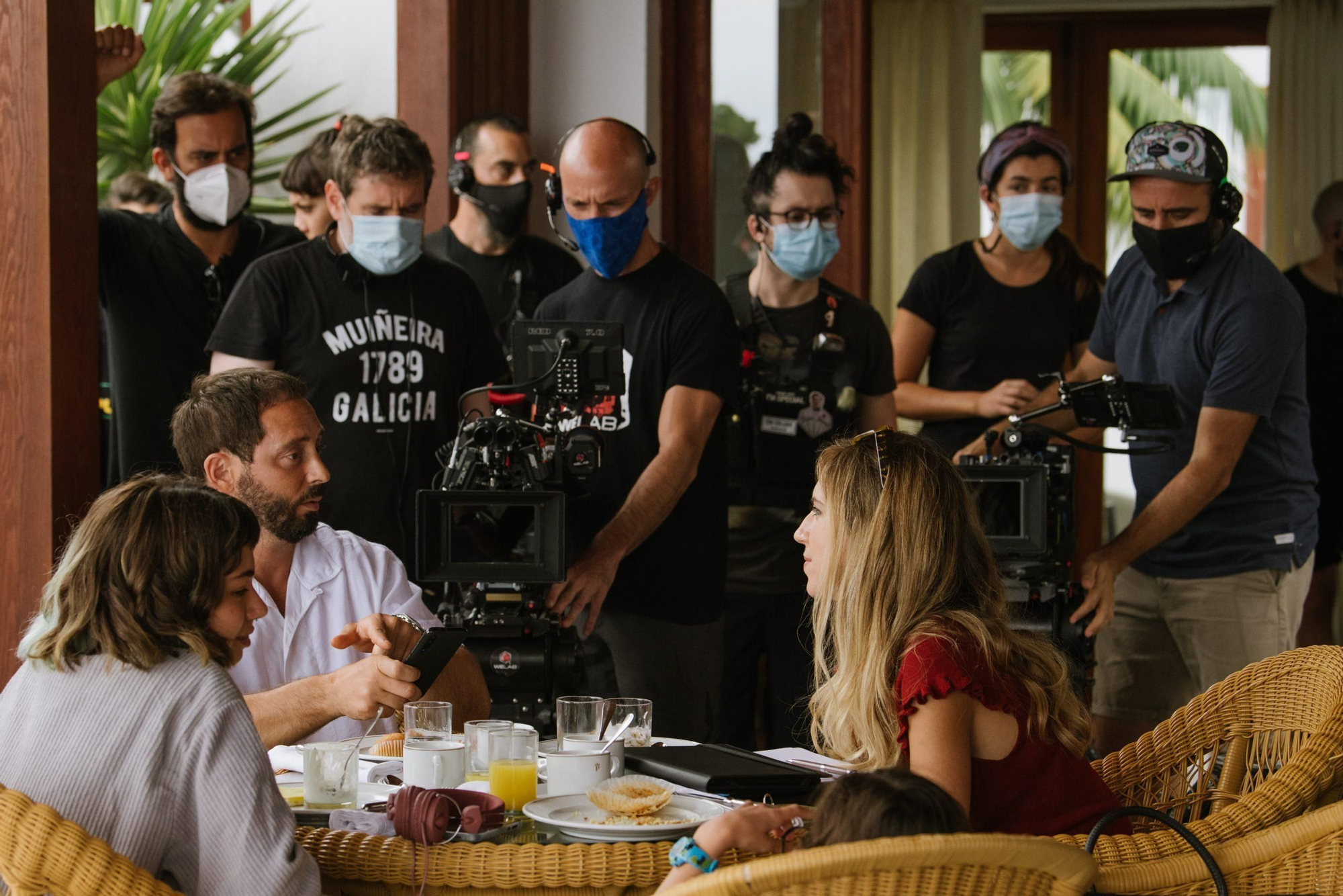 La segunda temporada de 'Hierro' comparte las primeras imágenes de su vuelta al rodaje