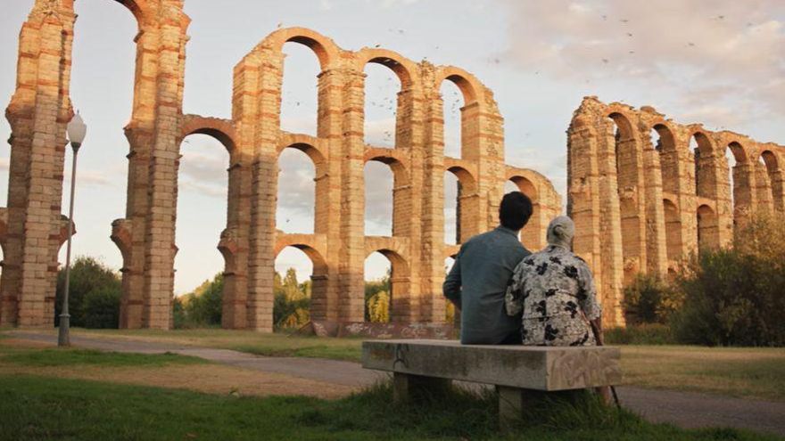 Otra imagen de la película, en el acueducto de Los Milagros