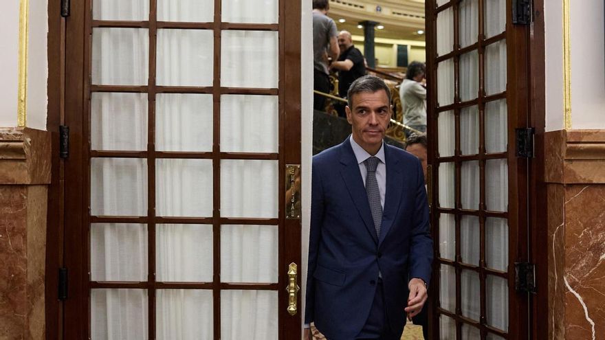 El presidente del Gobierno, Pedro Sánchez, durante una sesión de control al Gobierno, en el Congreso de los Diputados, a 18 de junio de 2025