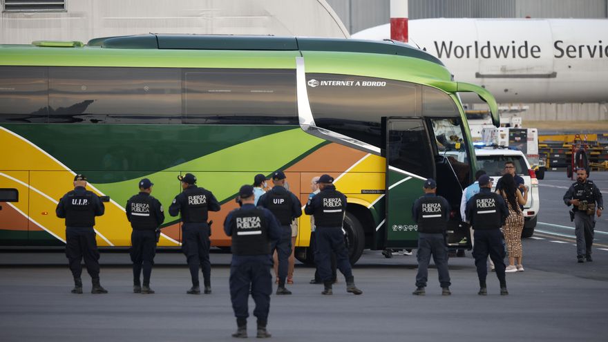 Costa Rica recibe desde EE.UU. un segundo vuelo con 65 migrantes de diversas nacionalidades