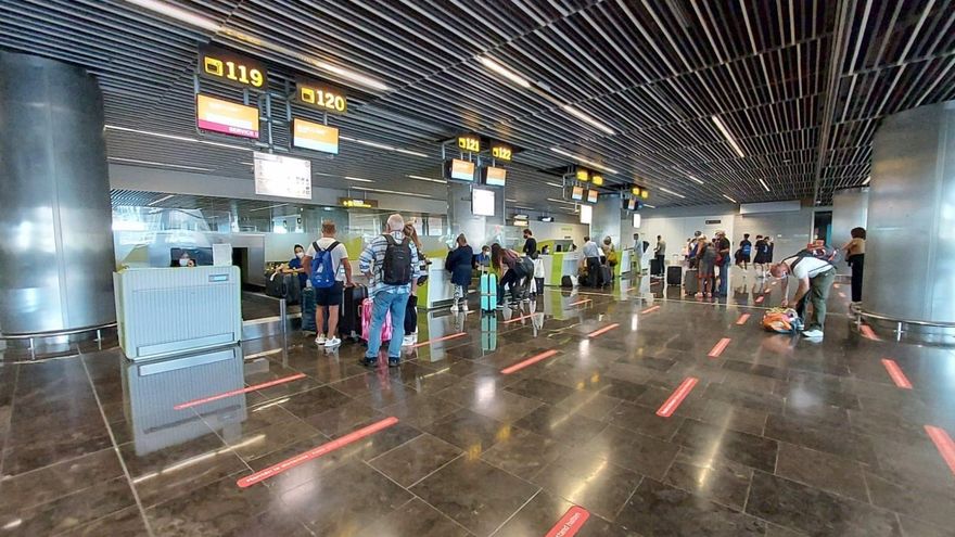 Canarias, con más de un millón de pasajeros internacionales, supera las llegadas de 2019