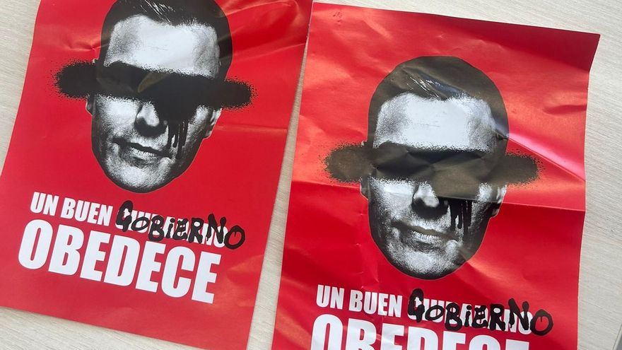 Panfletos contra Pedro Sánchez en las sedes del PSOE de Castilla-La Mancha: "No se respeta la democracia"