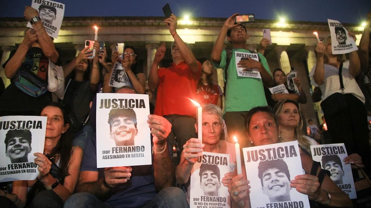 "Justicia por Fernando", el grito de toda una sociedad.