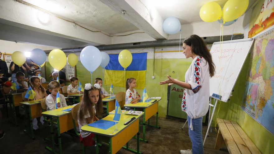 Primer día de escuela en Odesa, Ucrania