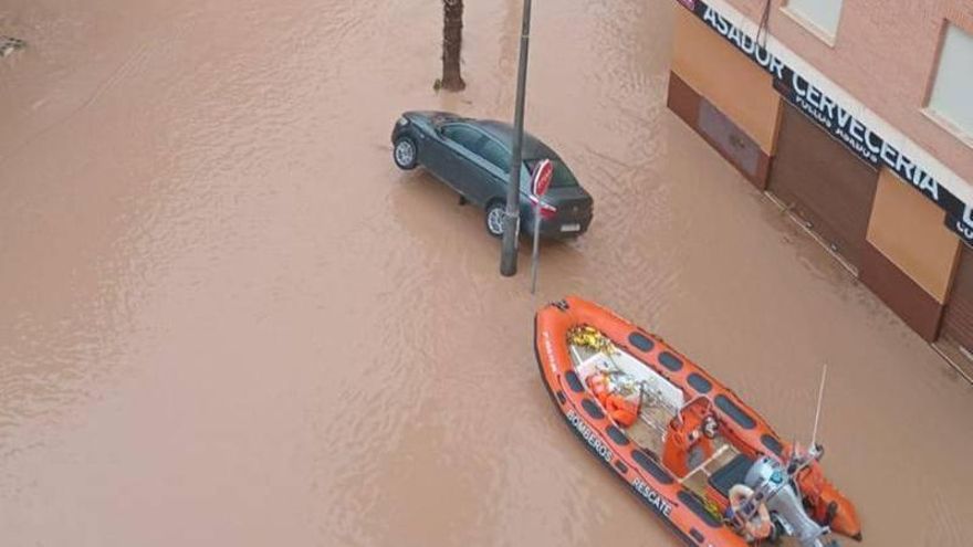 photo 5841556655781824635 y