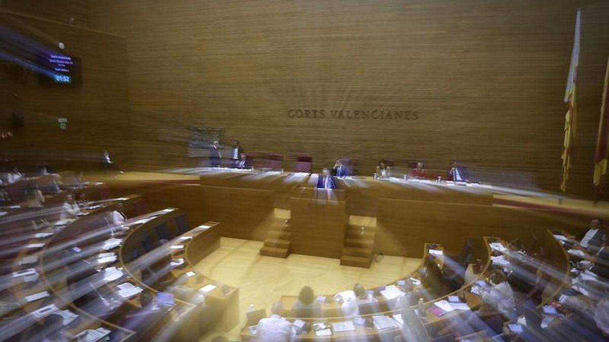 La política valenciana davant el mirall de l'habitatge: més de 50 diputats i alts càrrecs tenen entre tres i huit cases