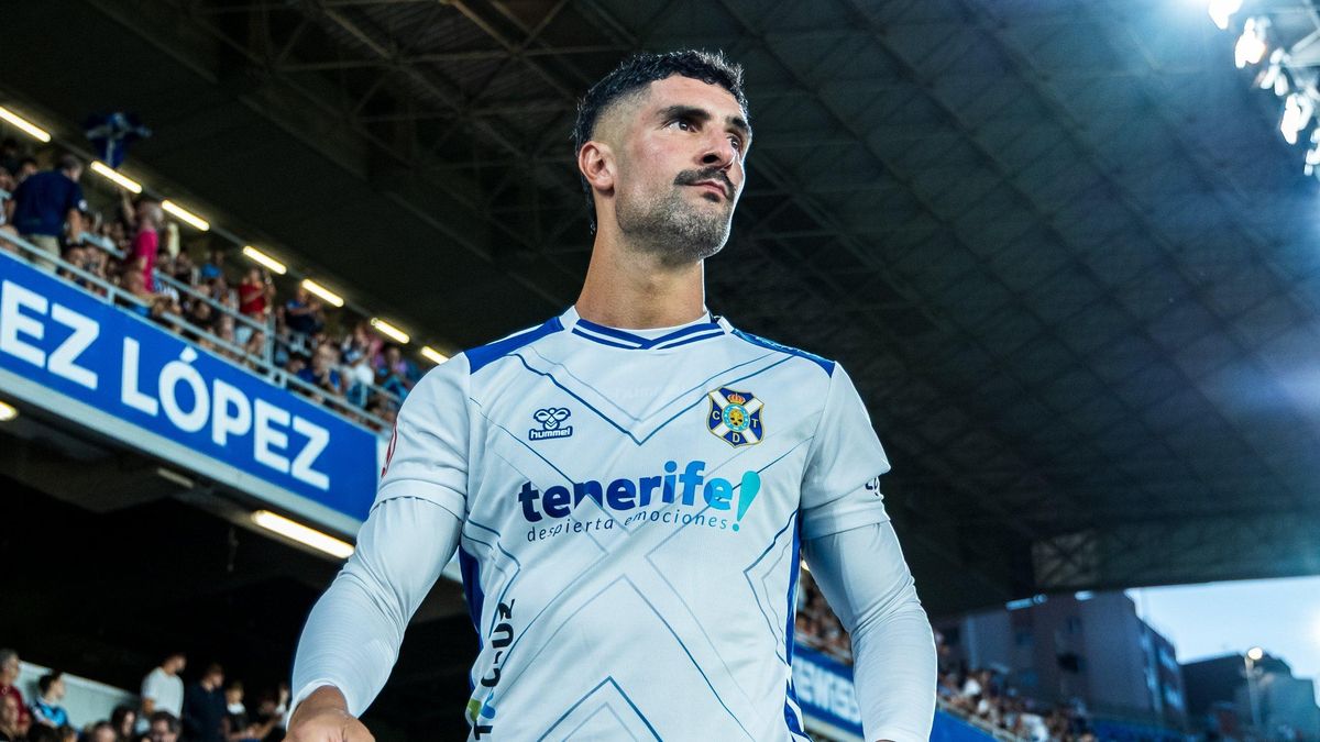 Álvaro González se desvincula del CD Tenerife
