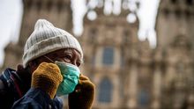 Los informes de la Xunta advierten que la entrada de turistas puede multiplicar la posibilidad de nuevas infecciones