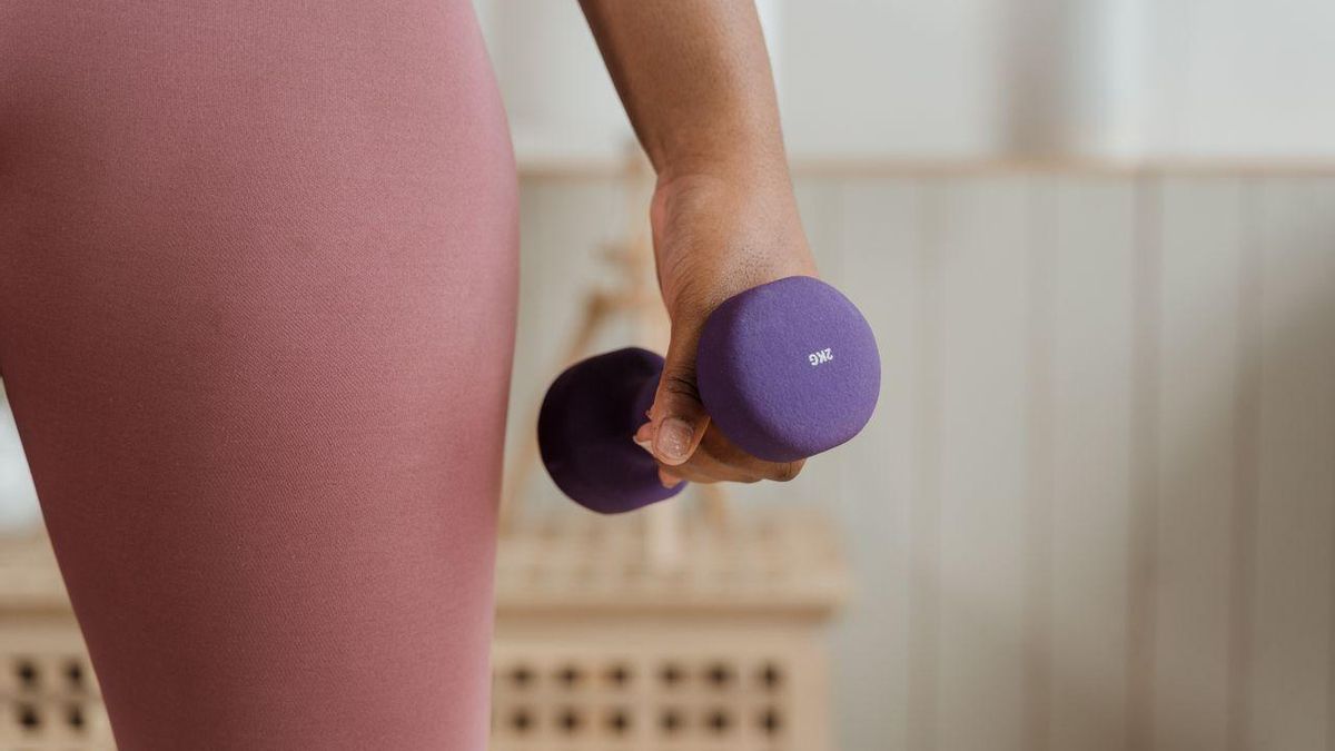 Cuatro formas de aprovechar las “ganancias del novato” en el gimnasio si no sueles hacer ejercicio