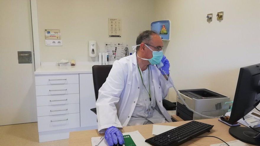 El SAS congela parte del sueldo de los sanitarios andaluces y lo abonará en enero