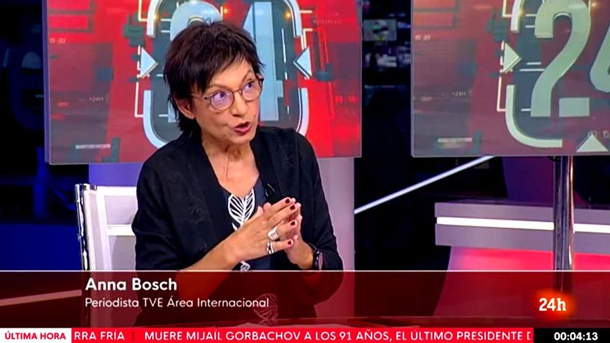 Anna Bosch cuenta su huida de un restaurante para dar una noticia de última hora en TVE
