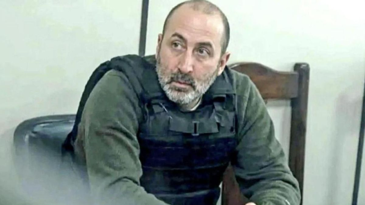Cerimedo busca cambiar el rumbo de la investigación tras la aparición de un presunto sicario