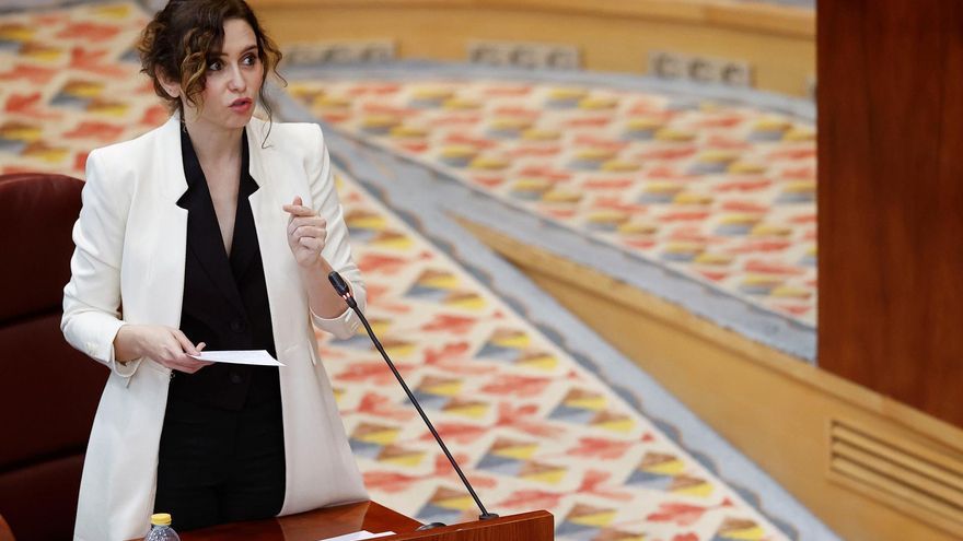 Ayuso dice que su hermano cobró 55.850 euros por las mascarillas pero rechaza detallar otros tres pagos de la empresa