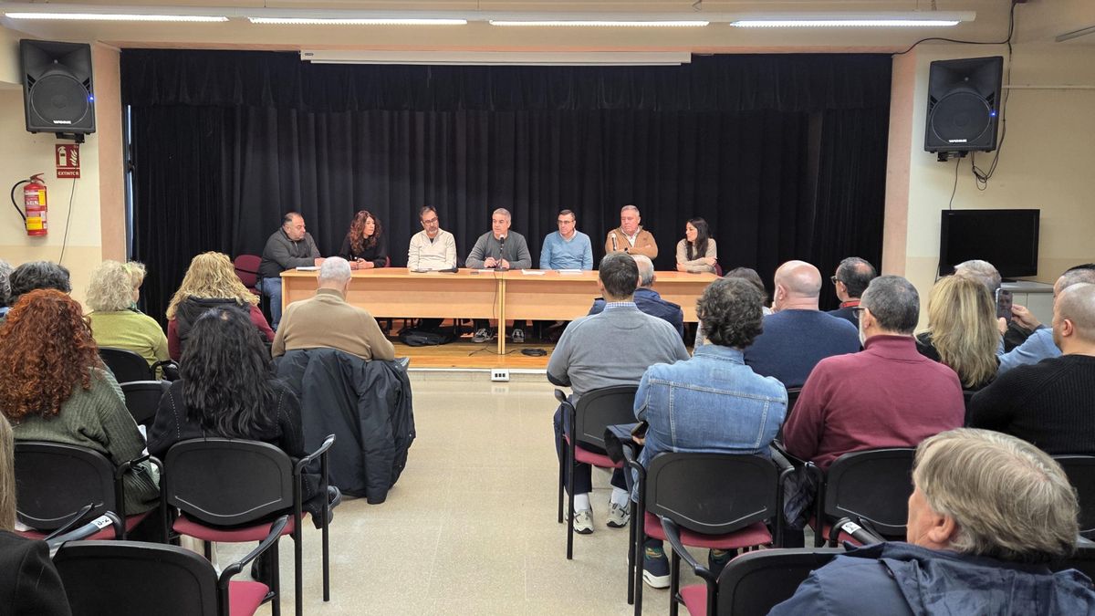 La plantilla municipal sale a la calle el 19 de febrero para exigir al alcalde de Sevilla que frene la privatización de la limpieza