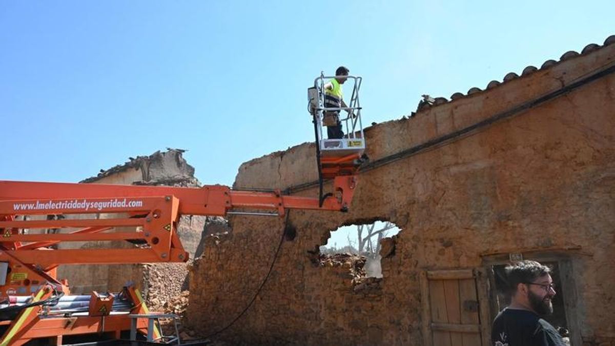 Casas afectadas por el incendio en Palacios de Jamuz.