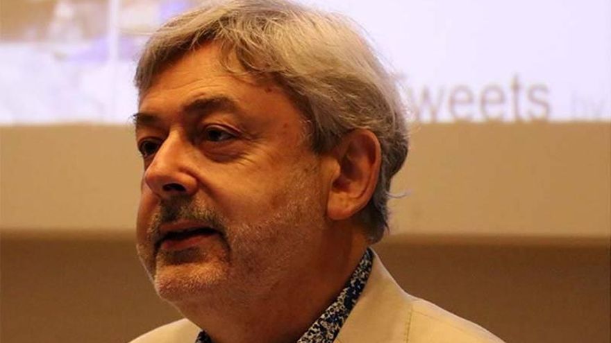 David Alexander, experto en gestión de desastres: "La protección ante emergencias debería ser un servicio básico, como el alumbrado o el agua"