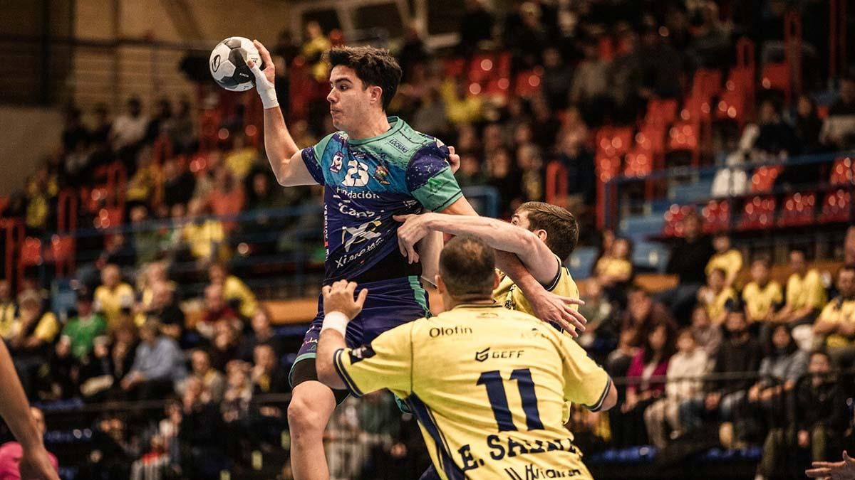 El Cajasol Ángel Ximénez no puede con un potente Bidasoa Irún