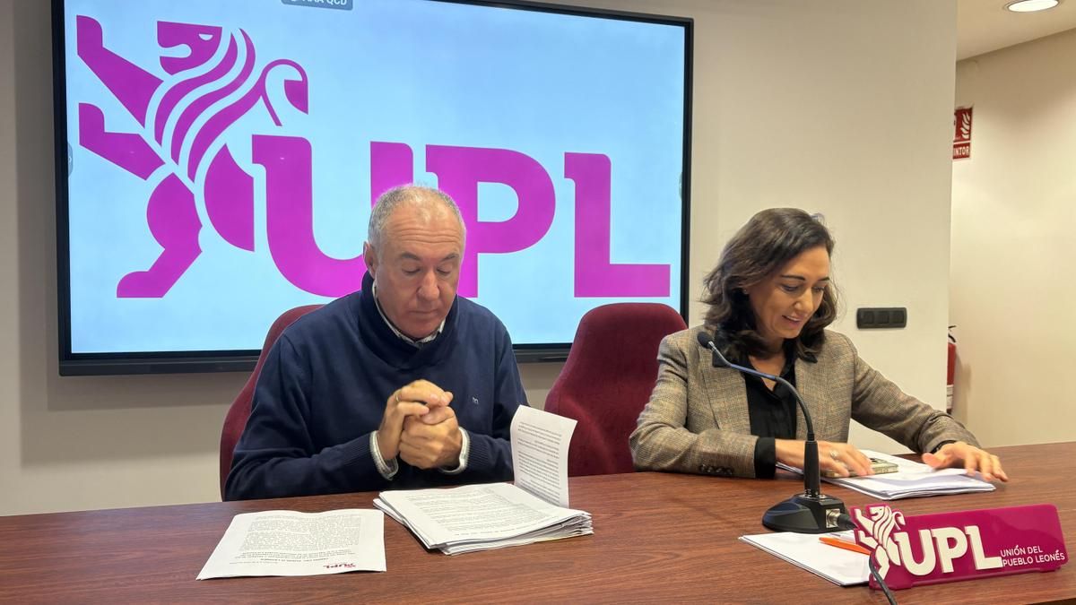 Eduardo López Sendino y Alicia Gallego, de Unión del Pueblo Leonés (UPL).