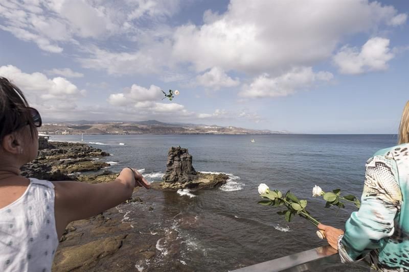 Acto de conmemoración del séptimo aniversario de Spanair en Las Palmas de Gran Canaria (EFE/Ángel Medina G.)
