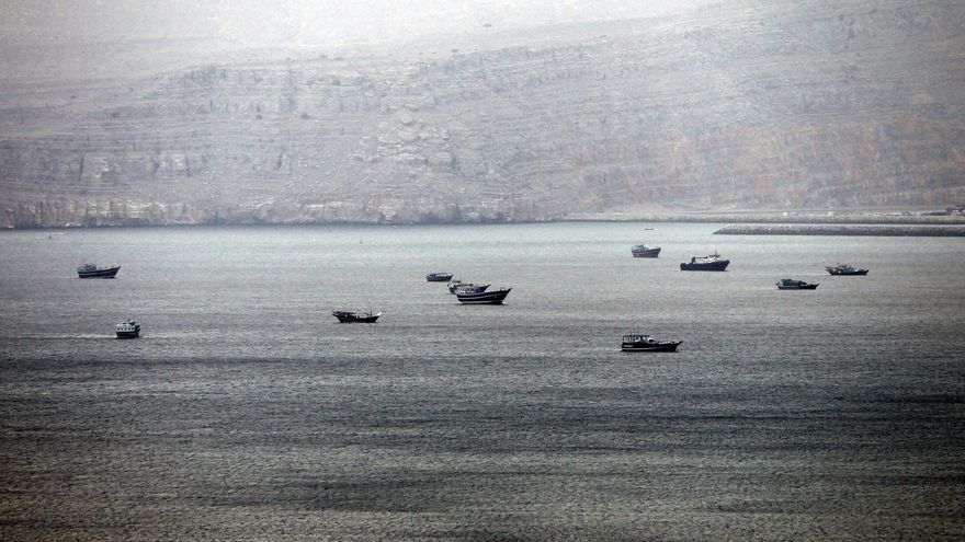 Irán anuncia el cierre del estrecho de Ormuz por los últimos ataques de Israel en el Líbano que dejan más de un centenar de muertos