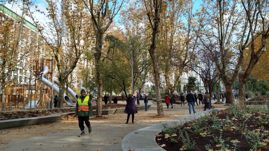 Nueva Plaza España - paseo central