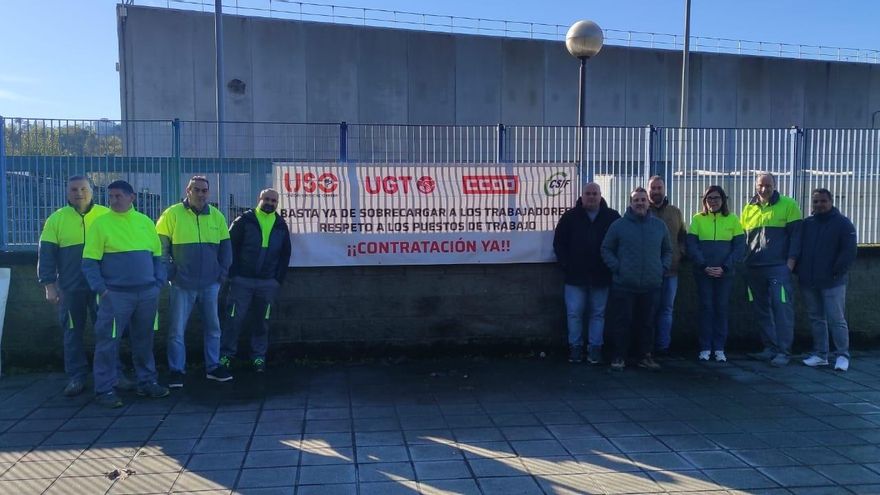 Concentración en la fábrica de Altadis en Entrambasaguas.