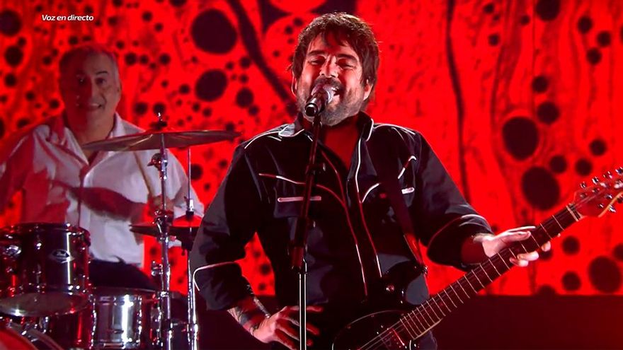 Así fue la imitación de Jordi Évole a Lori Meyers por la que acabó manteado en 'Tu cara me suena'