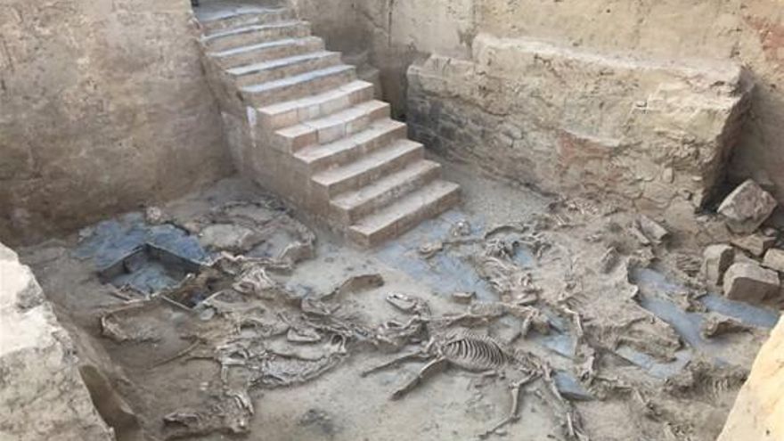 El ritual de abandono de edifico tartésico en Extremadura: banquete, sacrificios e incendio