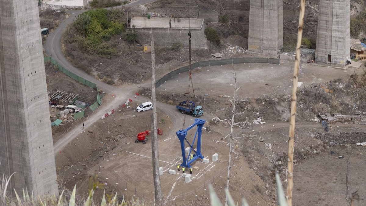 Obras de refuerzo de acero del viaducto del Guiniguada
