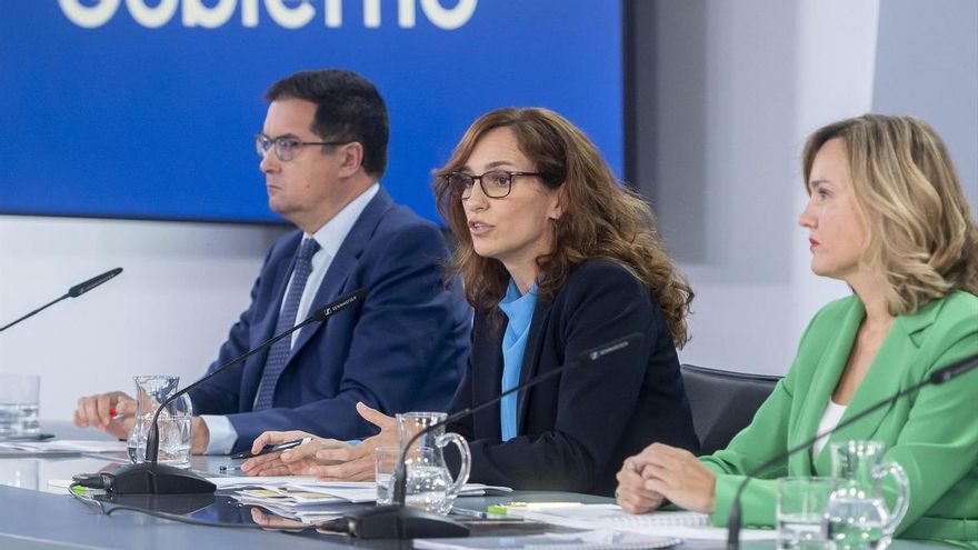 La ministra de Sanidad, Mónica García, durante una rueda de prensa tras la reunión del Consejo de Ministros, este martes
