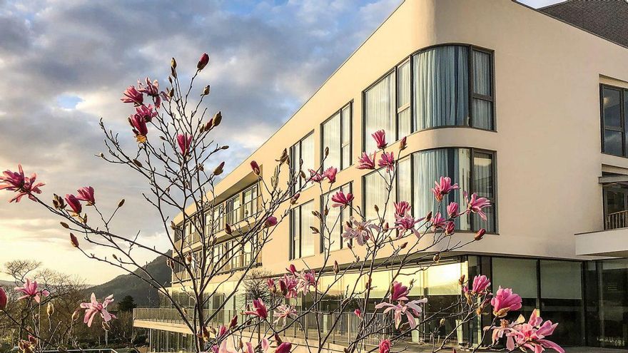 La semana con más fallecidos de esta ola en las residencias vascas deja 19 decesos y siguen siendo más de 100 los brotes