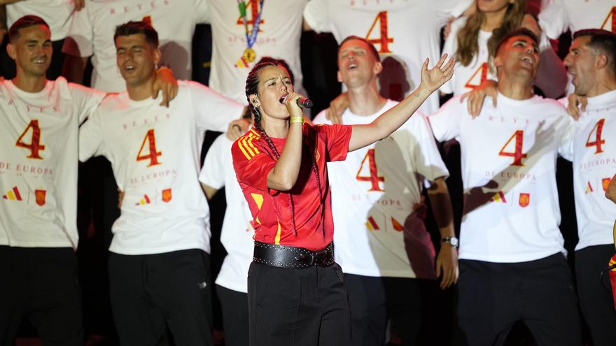 A lomos de una 'Potra salvaje': el fenómeno social de la canción del verano