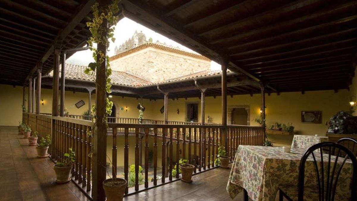 Palacio Valdés-Salas