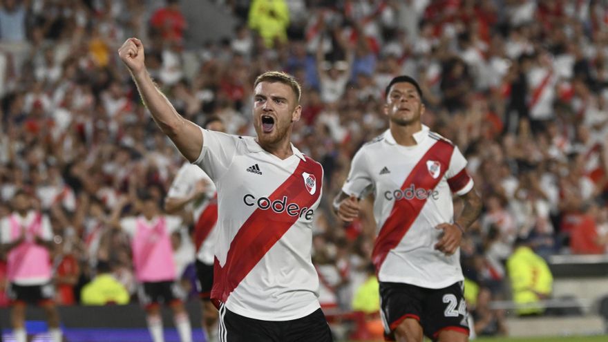 River Plate derrotó sin complicaciones a Godoy Cruz con doblete de Lucas Beltrán