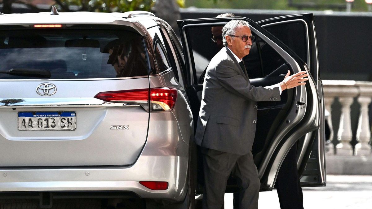 La Casa Rosada desmintió la salida de Lugones y activó un cierre de filas en Salud