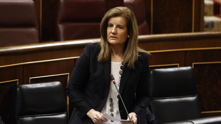 Báñez insiste en que el Gobierno cumple con sus obligaciones con los parados en Navarra