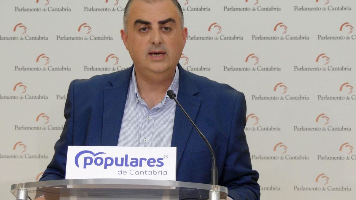 El diputado del PP en el Parlamento de Cantabria Roberto Media