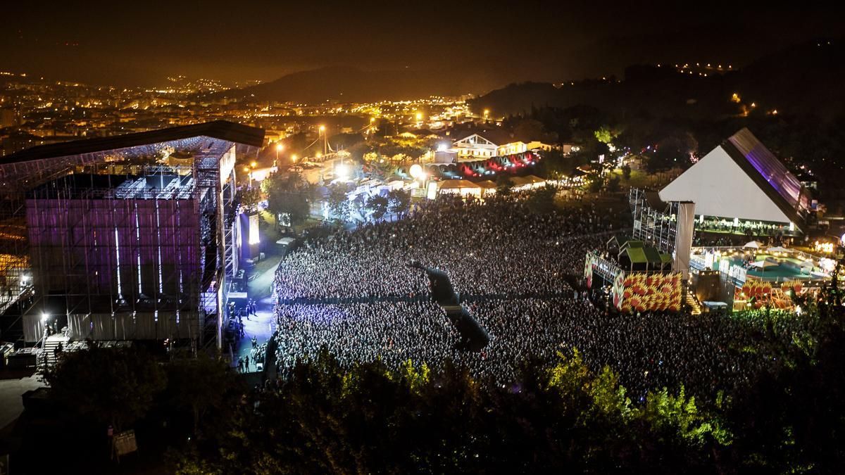De Guns N' Roses a Kylie Minogue: dos décadas de BBK Live en 18 cabezas de cartel y una edición con mascarillas