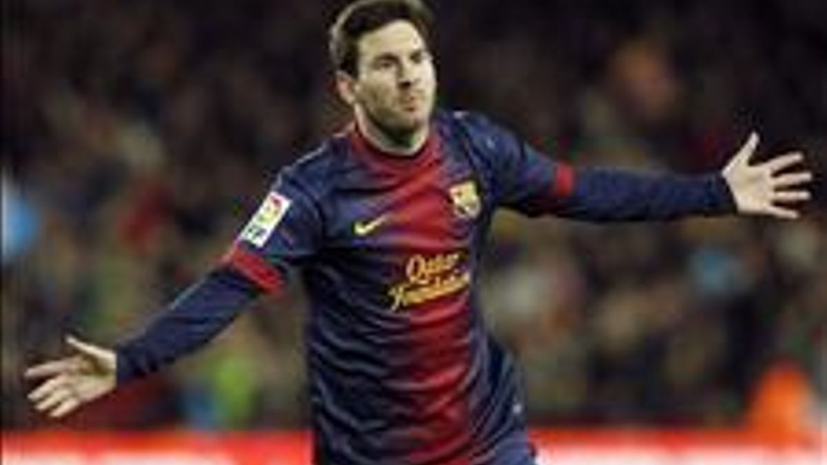 El Barça anuncia la renovación de Messi, Xavi y Puyol