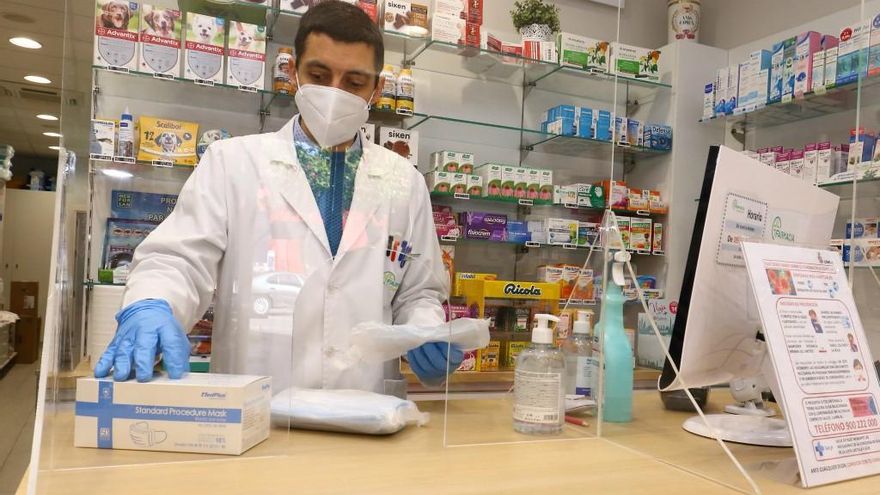 ICAL / Los farmacéuticos leoneses trabajan para destapar la violencia de género con discreción