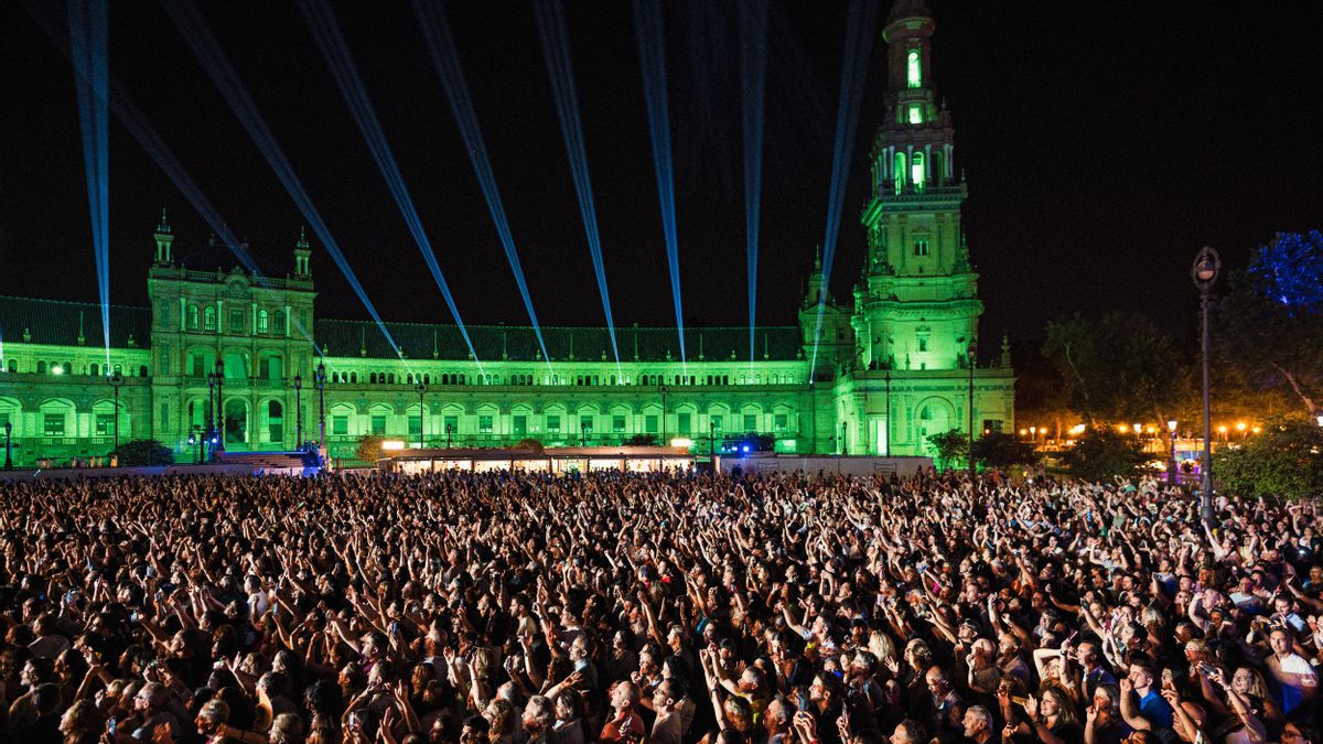 Icónica anuncia su primer concierto para 2026 en Sevilla en plena polémica por el uso exclusivo de la Plaza de España