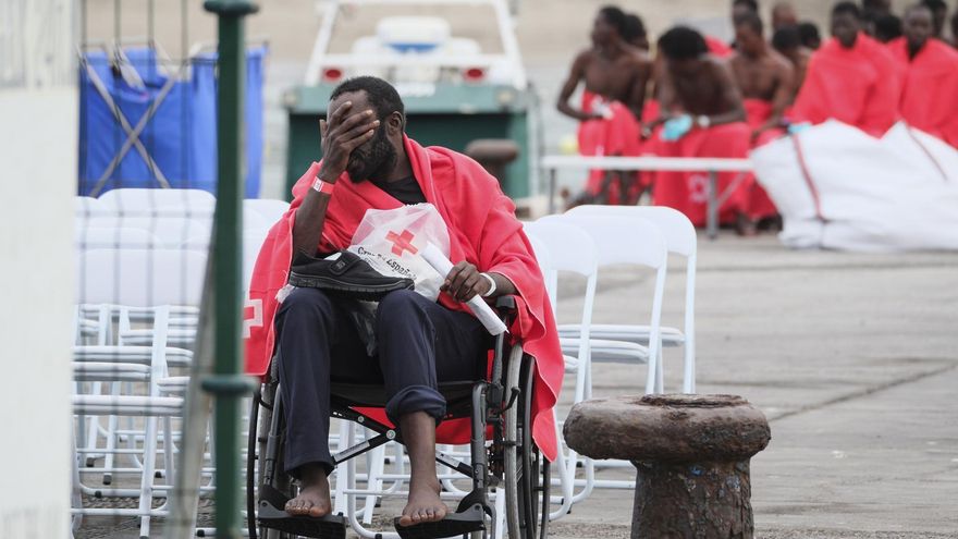 Torres pide a Clavijo que convenza a su socio, el PP, para volver a la negociación sobre los menores migrantes