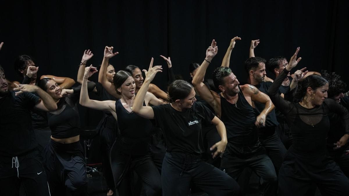 La XXIV Bienal de Sevilla calienta motores con el ensayo abierto del Ballet Flamenco de Andalucía