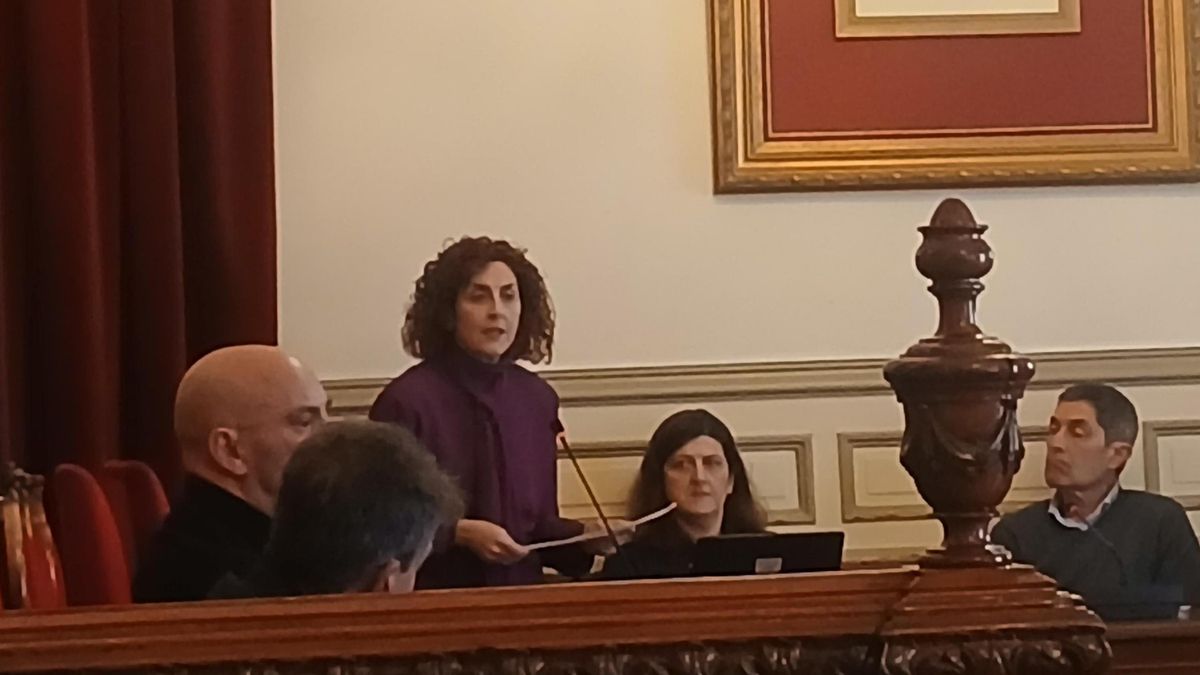 La exalcaldesa de Santurtzi se despide del pleno defendiendo "la legalidad" en la OPE: "Me marcho con tranquilidad"