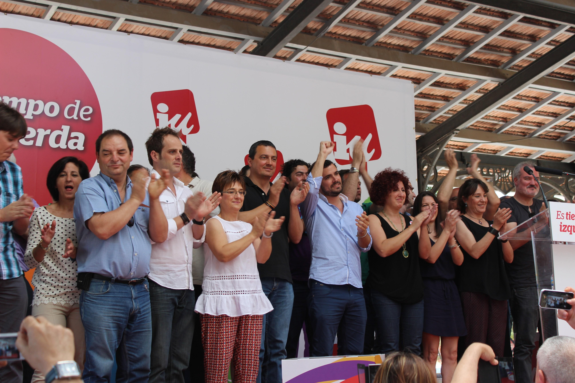 Los candidatos de Ganar la Región de Murcia, tras su acto central de campaña / PSS