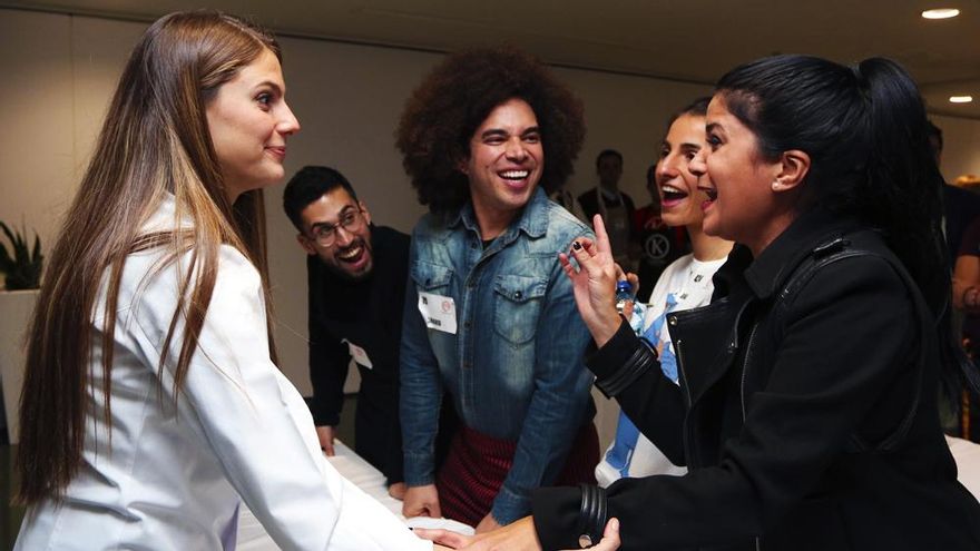 Marta, ganadora de "MasterChef 6", amadrina los castings en Madrid de la séptima edición