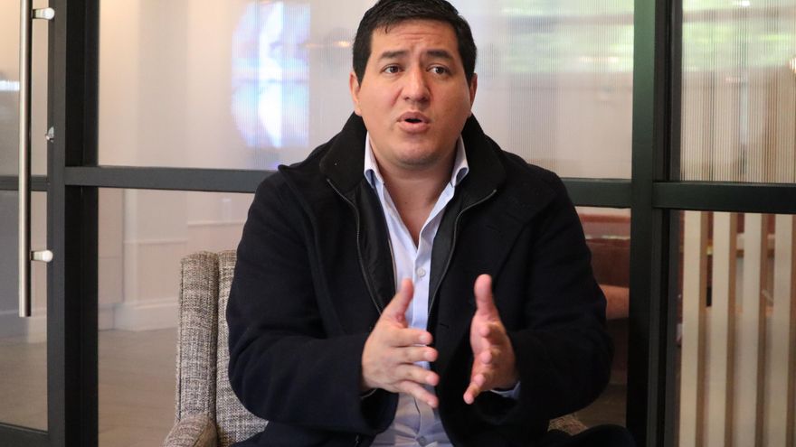 Excandidato correísta Andrés Arauz llega a Ecuador para cumplir con presentación en Corte